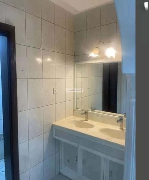 Floor 717 SQM with 4 bedrooms الروضة، شرق الرياض، الرياض