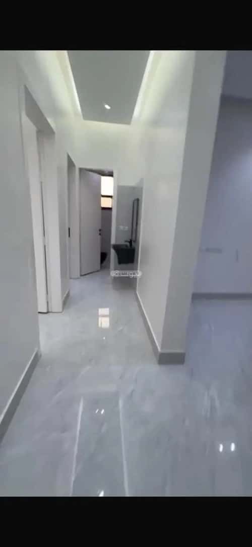 Floor 182 SQM with 5 Bedrooms Al Bayan, East Riyadh, Riyadh