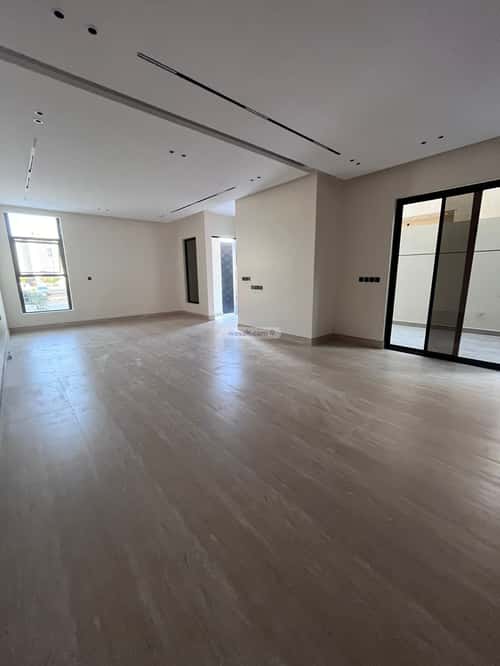 Villa 331.36 SQM Facing East on 20m Width Street Al-Mahdiyah, West Riyadh, Riyadh