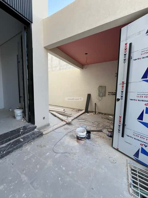 Villa 300 SQM Al-Mahdiyah, West Riyadh, Riyadh