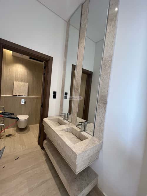 فيلا 387.36 متر مربع شرقية على شارع 20م المهدية، غرب الرياض، الرياض