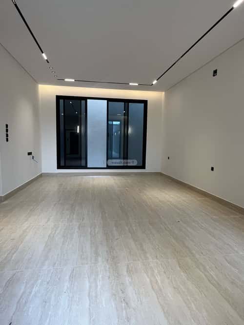 فيلا 387.36 متر مربع شرقية على شارع 20م المهدية، غرب الرياض، الرياض