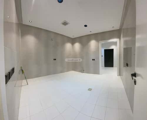 فيلا 300 متر مربع شمالية على شارع 15م الحزم، غرب الرياض، الرياض