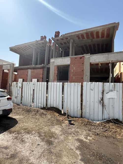 فيلا 262 متر مربع شرقية على شارع 32م الياقوت، شمال جدة، جدة