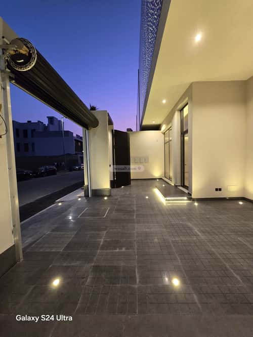 فيلا 366 متر مربع جنوبية على شارع 12م الشراع، شمال جدة، جدة