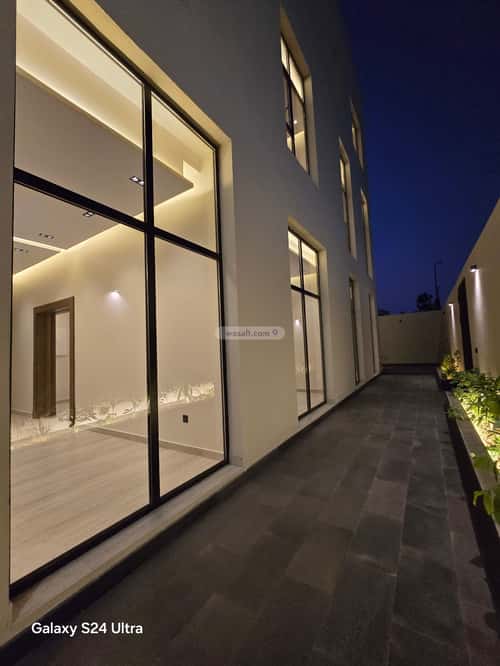 فيلا 366 متر مربع جنوبية على شارع 12م الشراع، شمال جدة، جدة