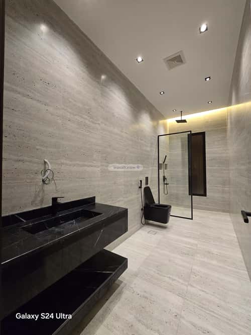 فيلا 366 متر مربع جنوبية على شارع 12م الشراع، شمال جدة، جدة