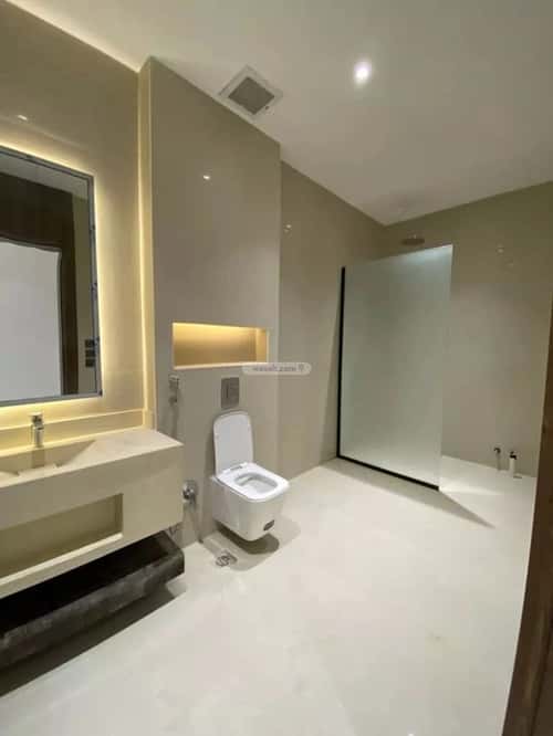 5 bedroom villa in Al Mahdiyyah