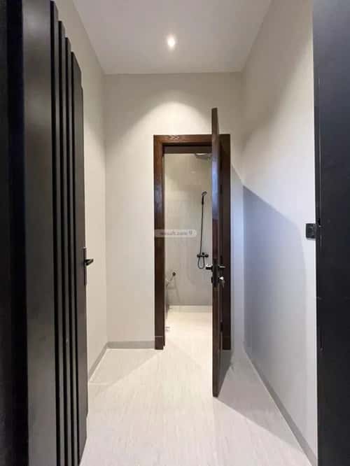 5 bedroom villa in Al Mahdiyyah