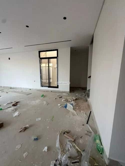 5 bedroom villa in Al Mahdiyyah