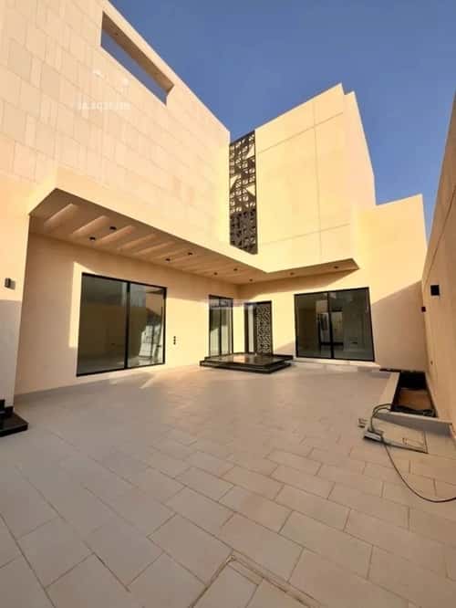 6 bedroom villa in Al Mahdiyyah