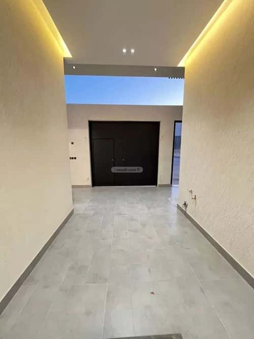 5 bedroom villa in Al Mahdiyyah