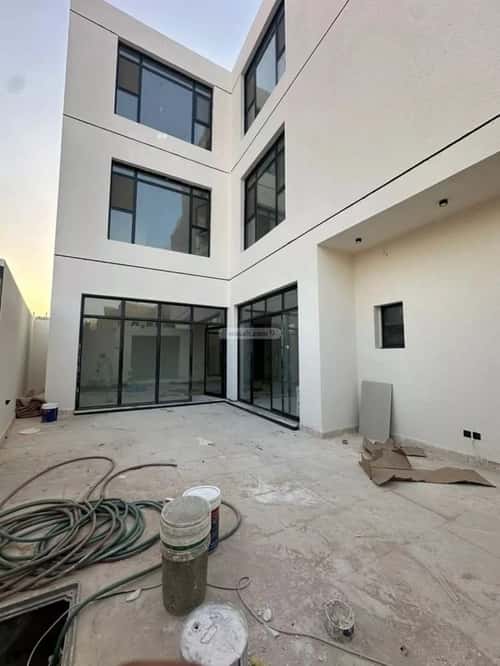 5 bedroom villa in Al Mahdiyyah