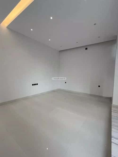 6 bedroom villa in Al Mahdiyyah