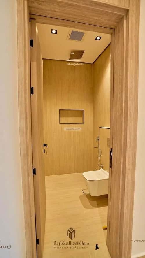 Building 899 SQM Facing North Al-Mahdiyah, West Riyadh, Riyadh