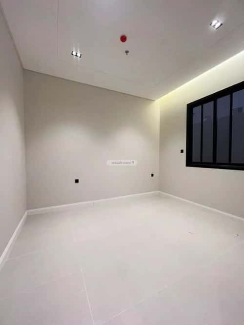 Building 900 SQM Facing North Al-Mahdiyah, West Riyadh, Riyadh