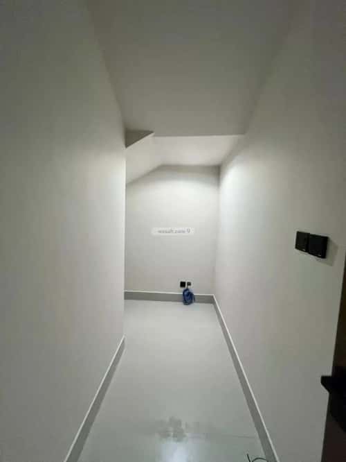 6 bedroom villa in Al Mahdiyyah