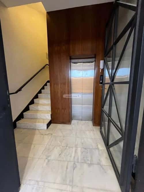 Building 450 SQM Facing East Al-Mahdiyah, West Riyadh, Riyadh