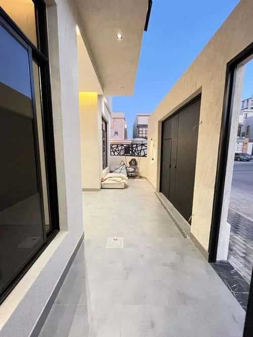 5 bedroom villa in Al Mahdiyyah