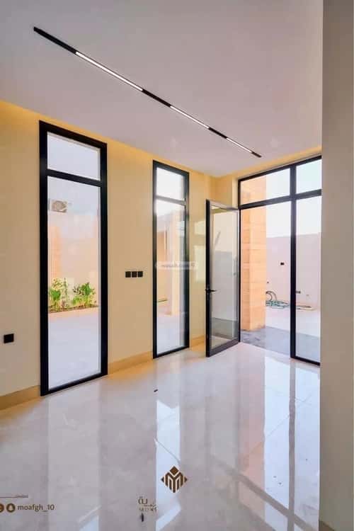 5 bedroom villa in Al Mahdiyyah