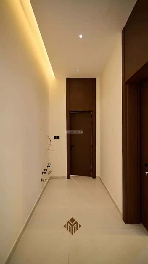 6 bedroom villa in Al Mahdiyyah