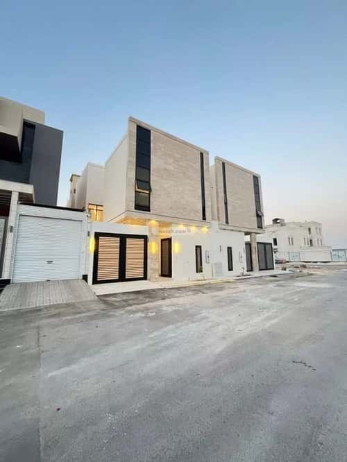 6 bedroom villa in Al Mahdiyyah