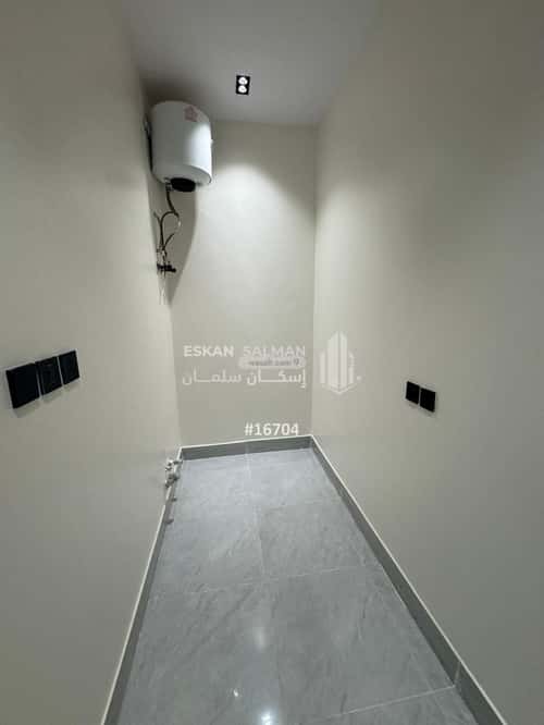 دور 193.54 متر مربع ب 6 غرف الندوة، شرق الرياض، الرياض