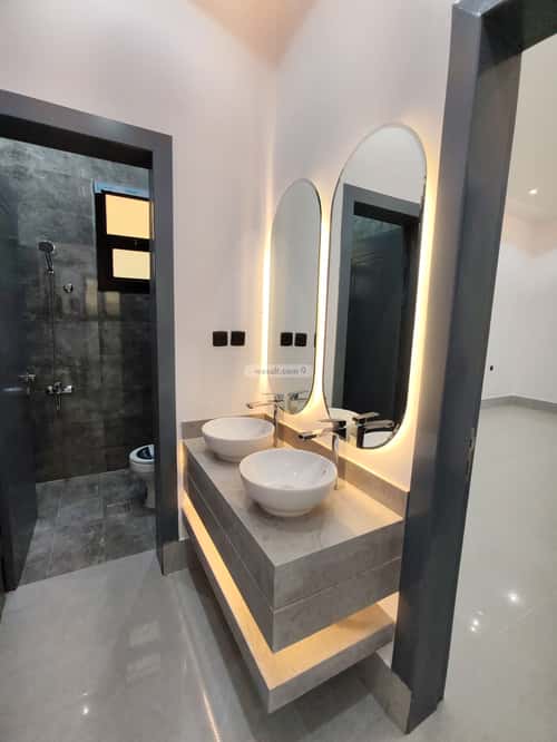 Floor 184.18 SQM with 5 Bedrooms Al-Qadisiyah, East Riyadh, Riyadh