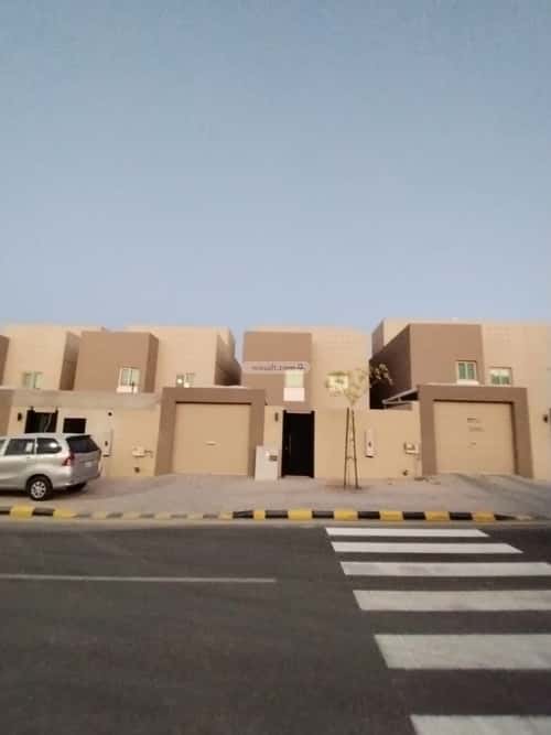 فيلا 250 متر مربع غربية على شارع 15م مطار الملك خالد الدولي، شمال الرياض، الرياض