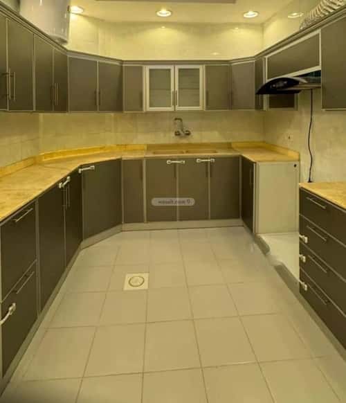 Apartment with 4 Bedrooms An-Nafel, North Riyadh, Riyadh