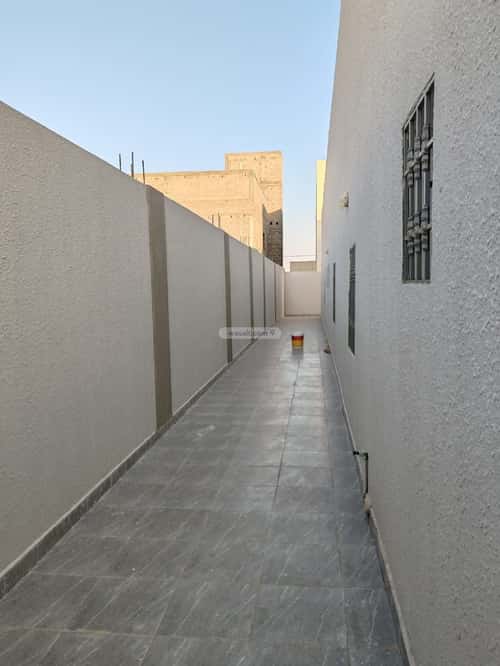 دور 638 متر مربع ب 5 غرف الأمل، البكيرية