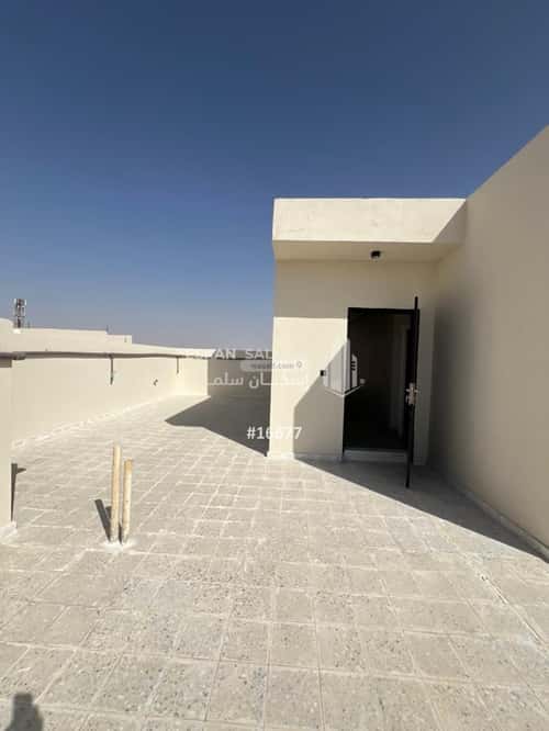 فيلا 250 متر مربع جنوبية على شارع 15م النخيل، بريدة