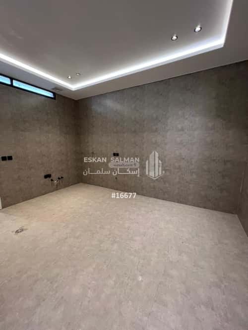 Villa 250 SQM Facing South on 15m Width Street The Palms, Bariduh