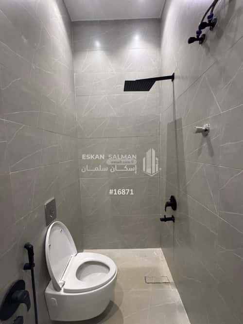 دور 193.99 متر مربع ب 5 غرف الجنادرية، شرق الرياض، الرياض