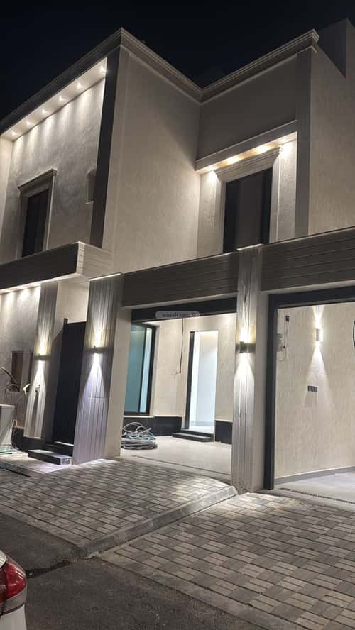 Floor 193 SQM with 5 Bedrooms Al- Nadwah, East Riyadh, Riyadh