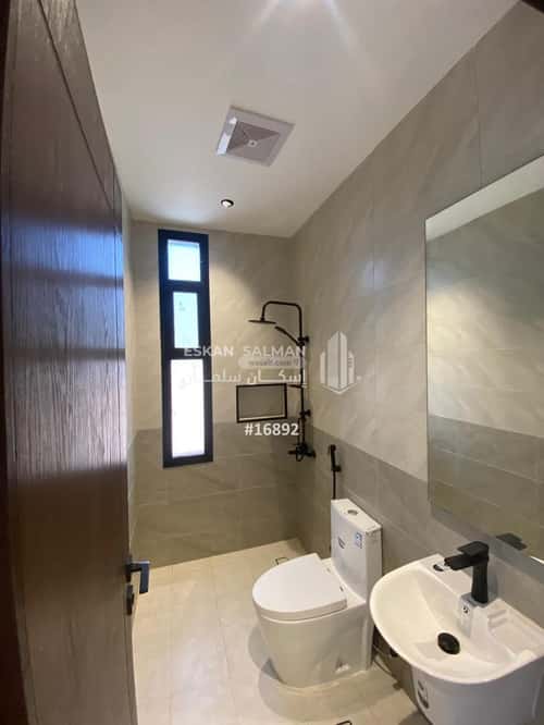 شقة ب 6 غرف حكومي1، شمال جدة، جدة