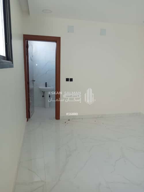 Villa 264 SQM Facing East on 15m Width Street The Western District, Bariduh