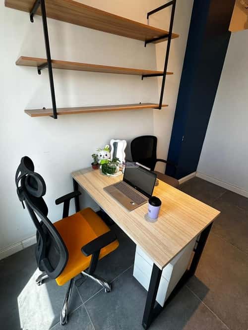 مكتب 9000 م² في السويدي