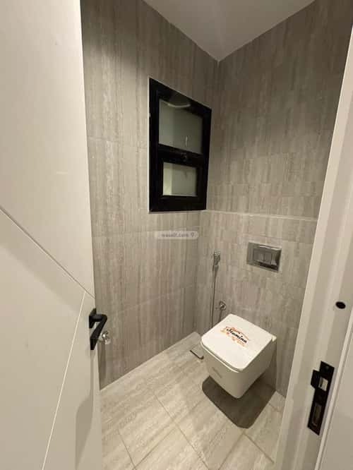 Floor with 3 Bedrooms Ar-Rimal, East Riyadh, Riyadh