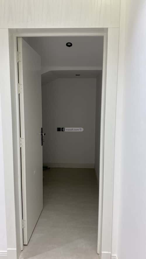 فيلا 454.18 متر مربع شرقية على شارع 20م ظهرة لبن، غرب الرياض، الرياض