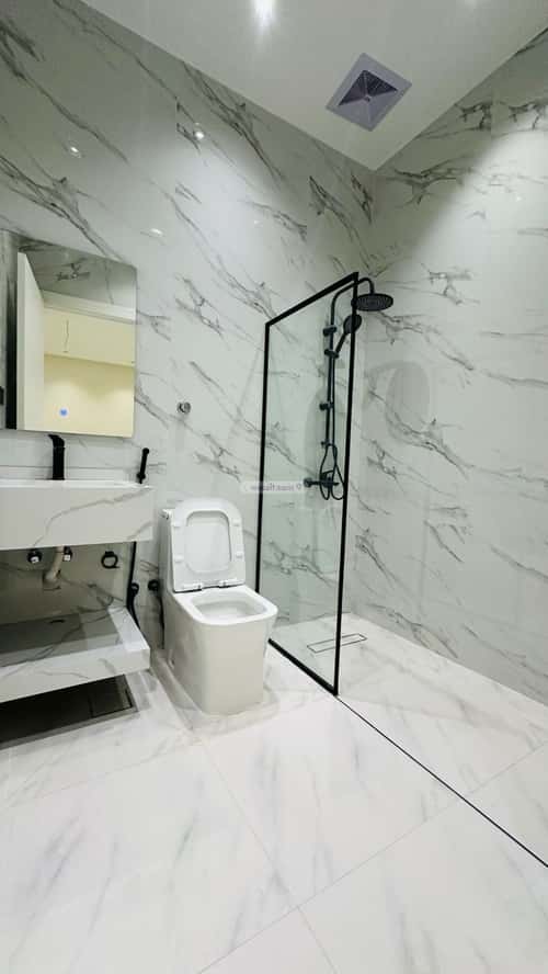 فيلا 250 متر مربع غربية على شارع 15م الصواري، شمال جدة، جدة