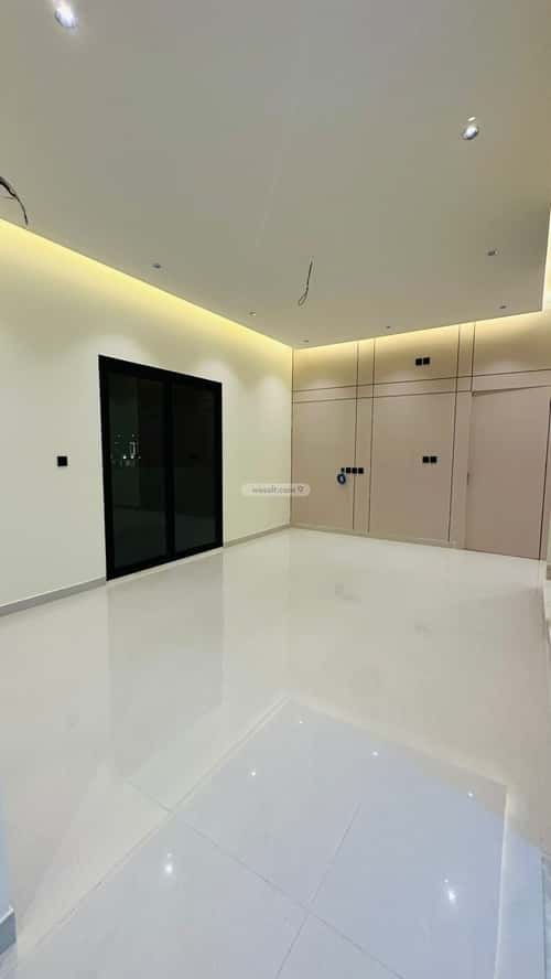 Villa 250 SQM Facing West on 15m Width Street Al Swaryee, North Jeddah, Jeddah