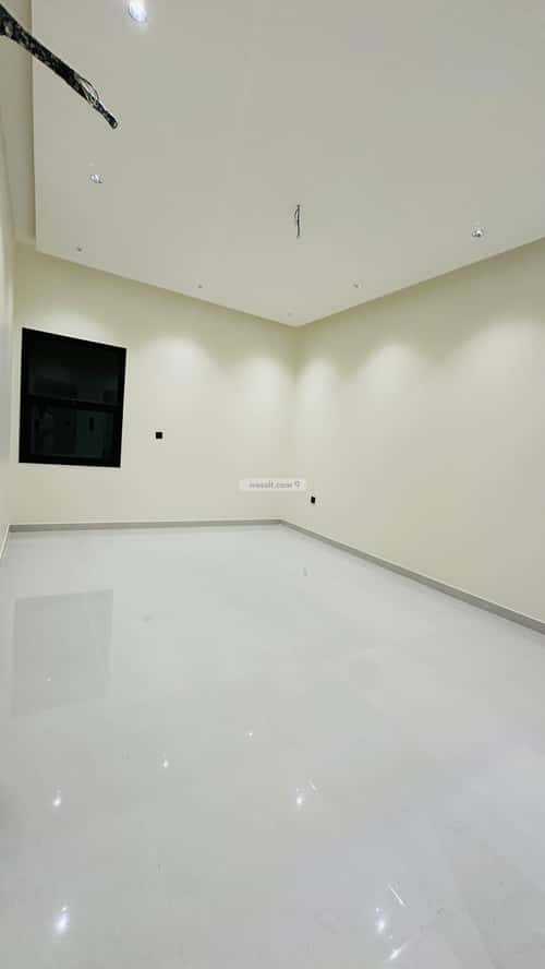 فيلا 250 متر مربع غربية على شارع 15م الصواري، شمال جدة، جدة