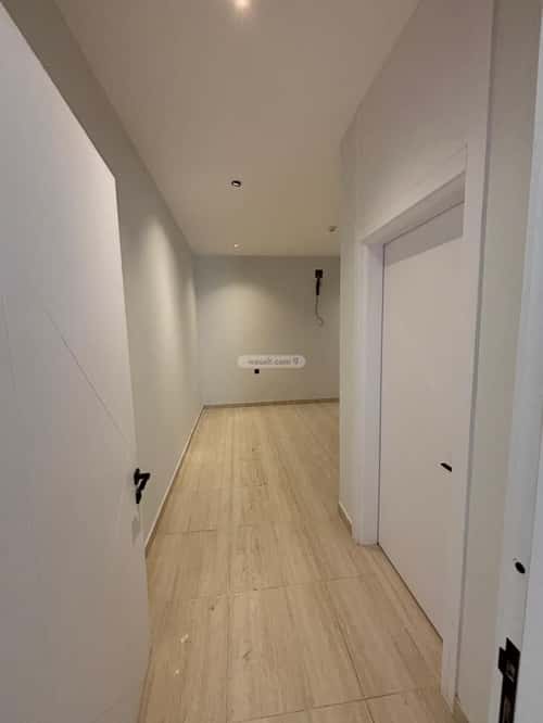 Apartment 300 SQM with 4 Bedrooms Ar-Rimal, East Riyadh, Riyadh