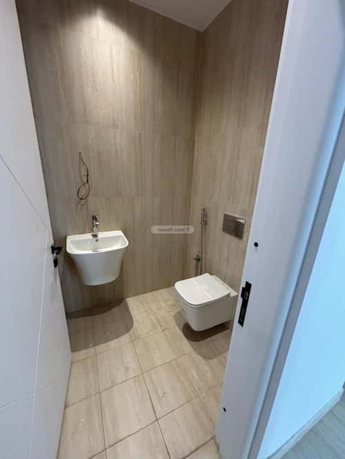 شقة 300 متر مربع ب 4 غرف الرمال، شرق الرياض، الرياض