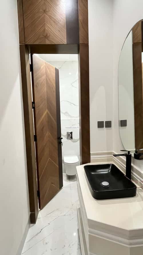 6 bedroom villa in Al Mahdiyyah