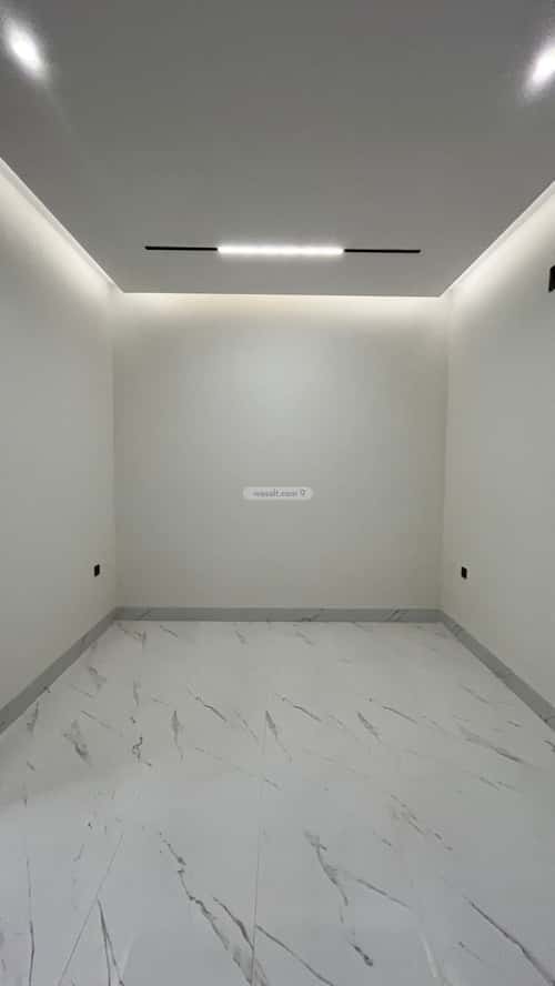 Villa 472.98 SQM Facing South on 25m Width Street Al-Mahdiyah, West Riyadh, Riyadh