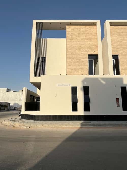 Villa 348.44 SQM Facing South on 20m Width Street Al-Mahdiyah, West Riyadh, Riyadh