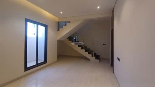 4 bedroom villa in Al Janadriyah