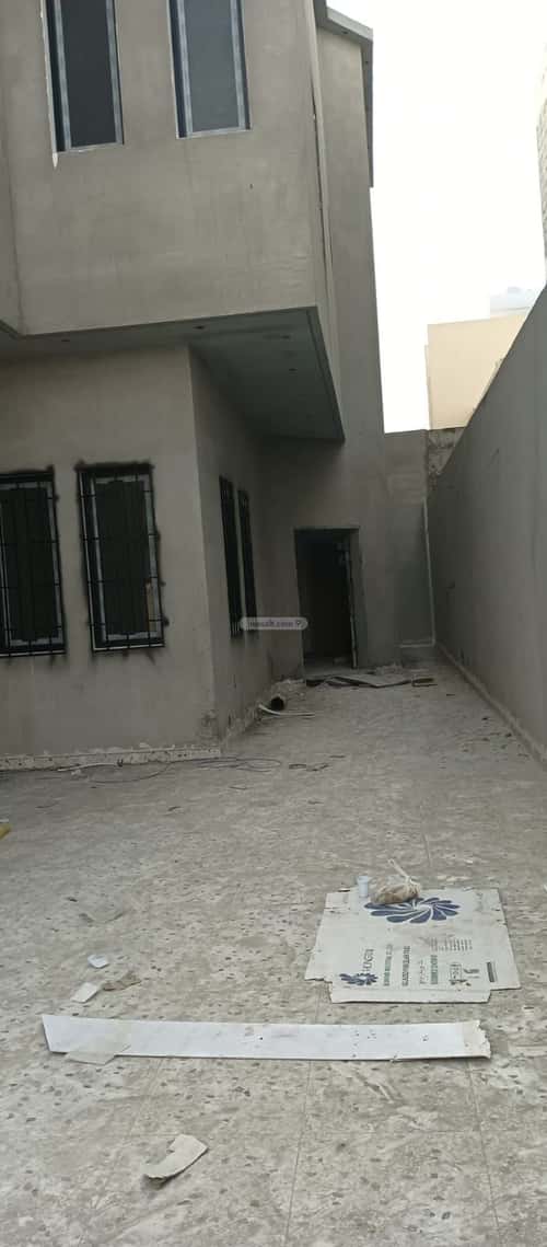 Villa 306.25 SQM Facing South on 20m Width Street Al-Malqa, North Riyadh, Riyadh